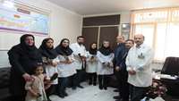 دیدار و تبریک دکتر حسینی به پرسنل آزمایشگاه بیمارستان 15 خرداد مهدیشهر به مناسبت گرامیداشت روز علوم آزمایشگاهی 