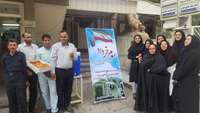 پخش شربت و شیرینی به مناسبت بزرگداشت سالروز آزادسازی خرمشهر در بیمارستان 15 خرداد مهدیشهر